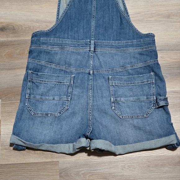 Pilcro Anthropologie Everyday Soft Denim Short Jumpsuit Size 32 - Picture 2 of 15